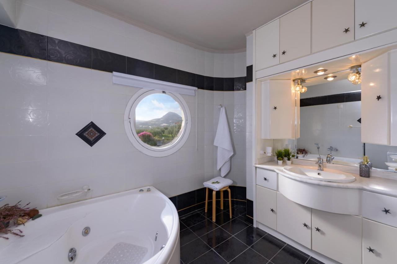 Greenera ,by Idealstay Experience Heraklion (Crete)