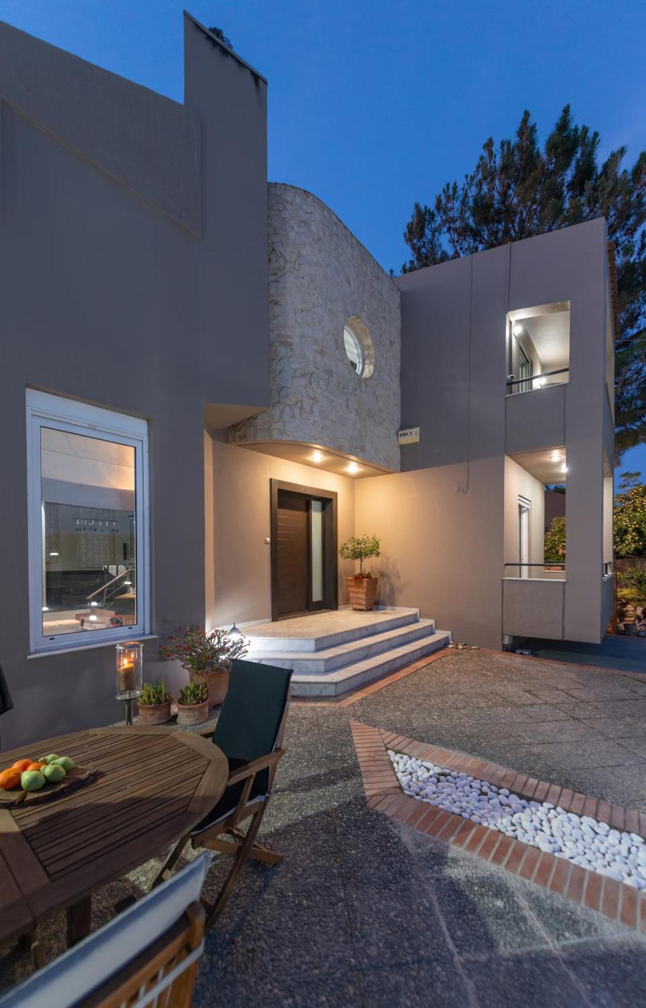 Greenera ,by Idealstay Experience Heraklion (Crete)